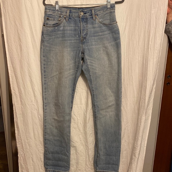 Levi’s - Picture 1 of 4